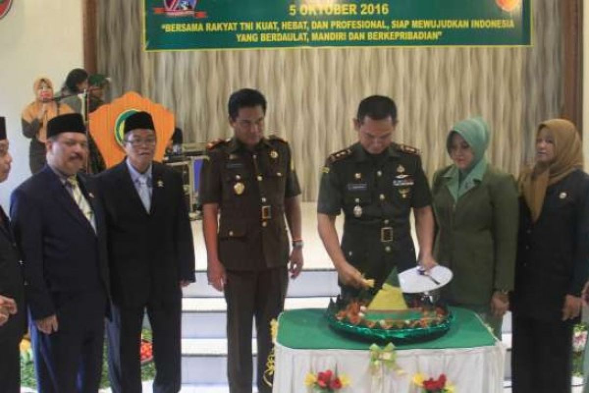Sekda Inhil Hadiri Syukuran HUT TNI Ke-71