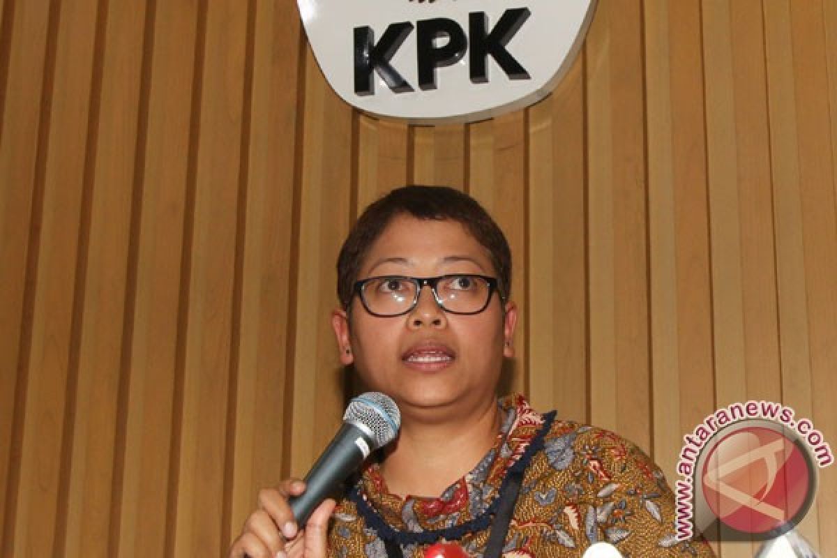 KPK tahan tersangka baru kasus suap korupsi pupuk