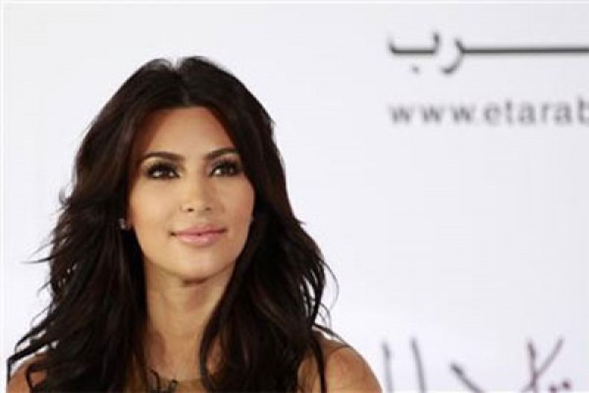 Gara-gara Taylor Swift, Kim Kardashian blokir emoji ular 