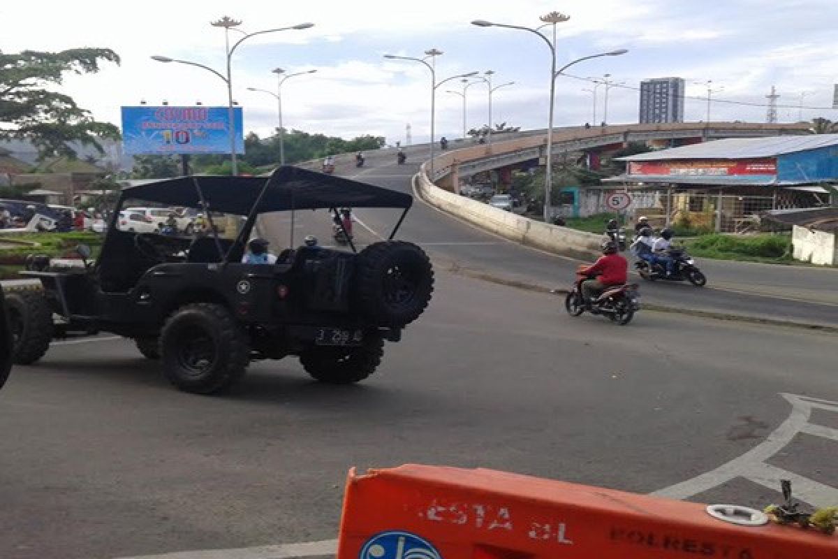 Seharusnya sosialisasikan dulu, baru tutup jalan