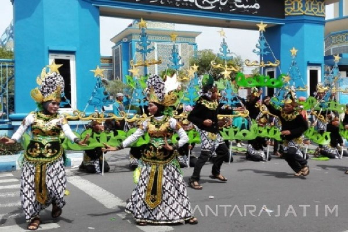 Kota Madiun Rayakan Tahun Baru Islam Dengan Pawai Taaruf