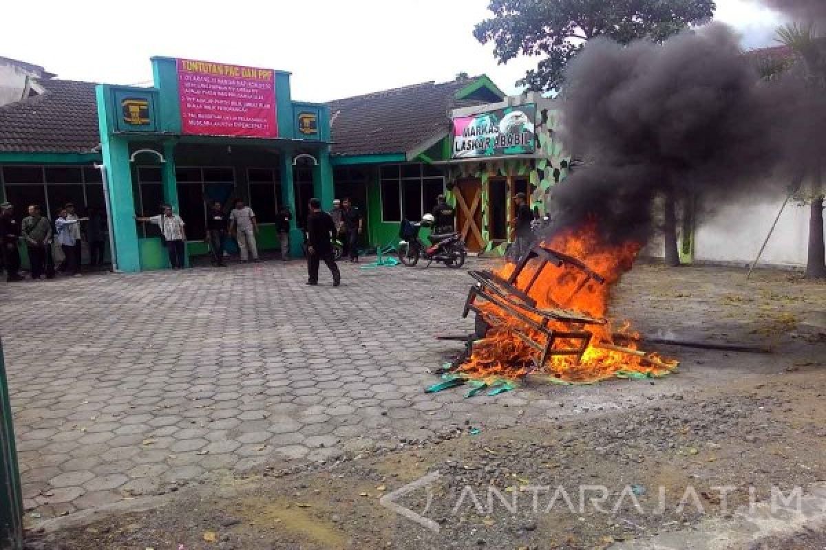 Kader PPP Jember Rusak Kantor DPC