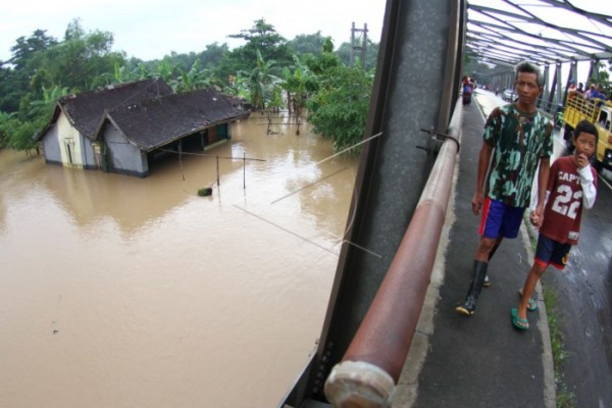 Musim Hujan, Pantauan Tinggi Air Bengawan Solo Diintensifkan