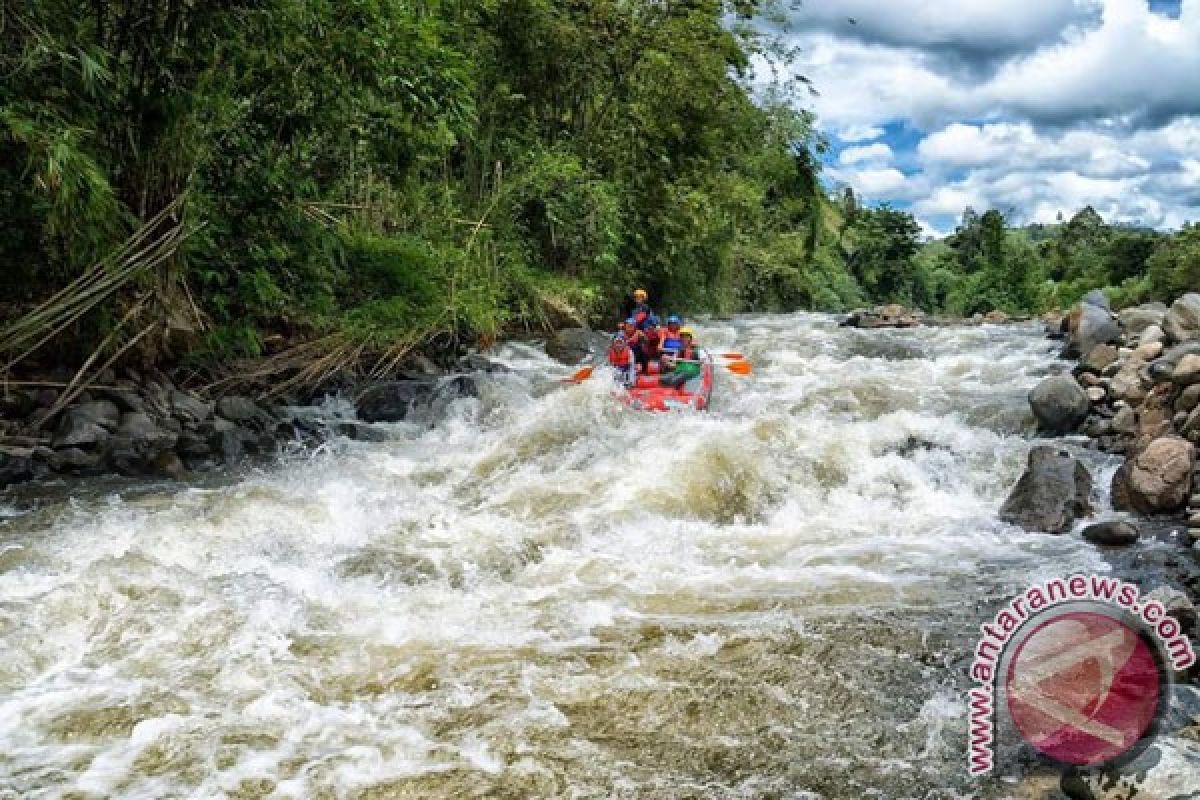 Seorang Warga Bengkulu Tewas Saat Arung Jeram