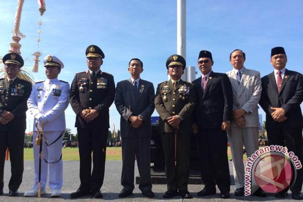 Kodam IX/Udayana Parade Peringatan HUT Ke-71 TNI