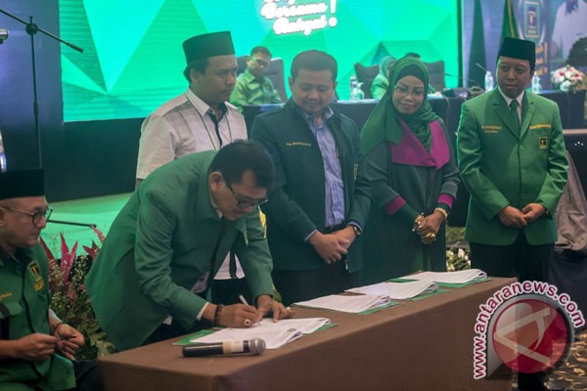 Anggota legislatif PPP tanda tangani pakta integritas