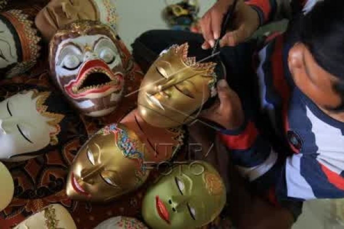 Topeng Kayu Wonosobo Banjir Pesanan