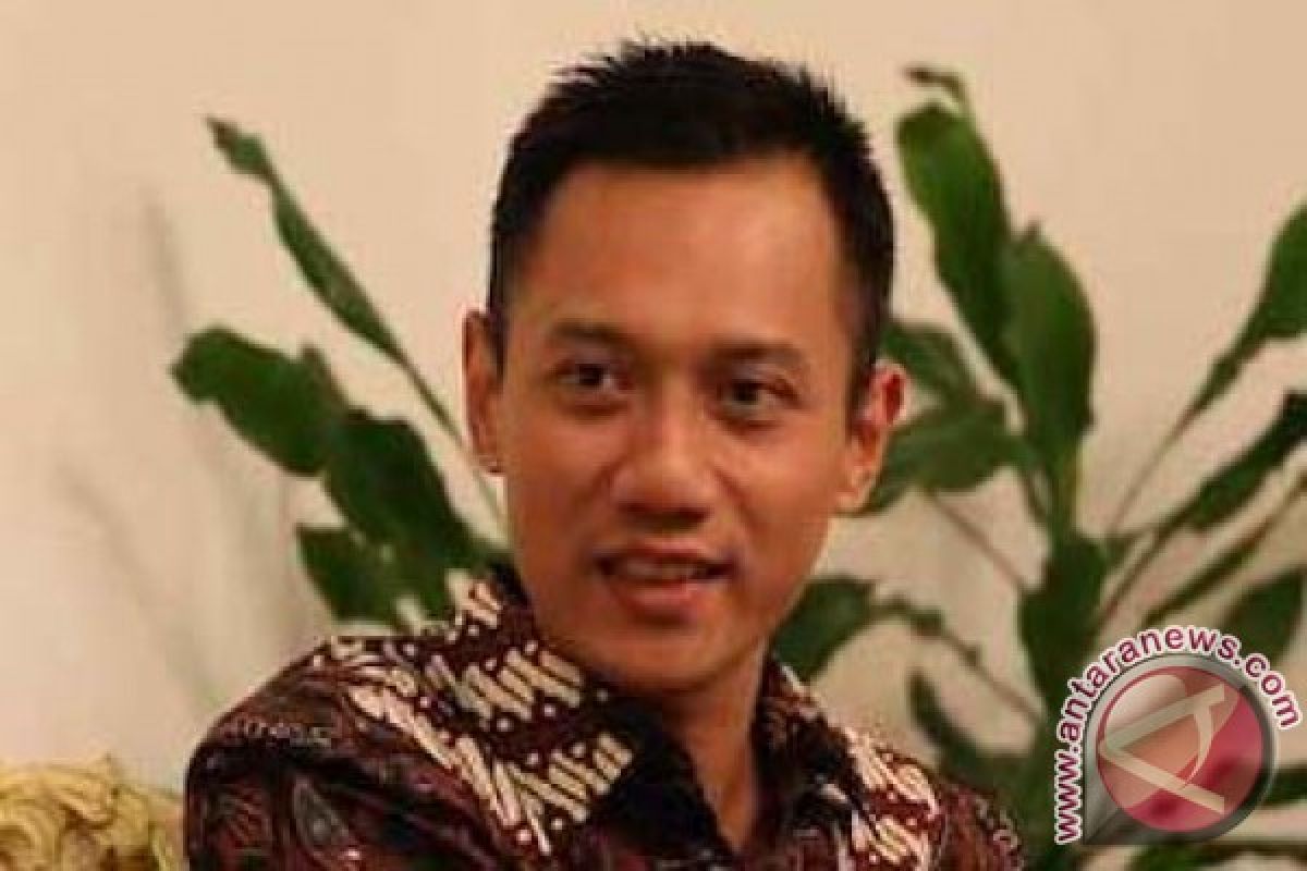 Agus Yudhoyono Hadiri Undangan Komunitas Sosialita