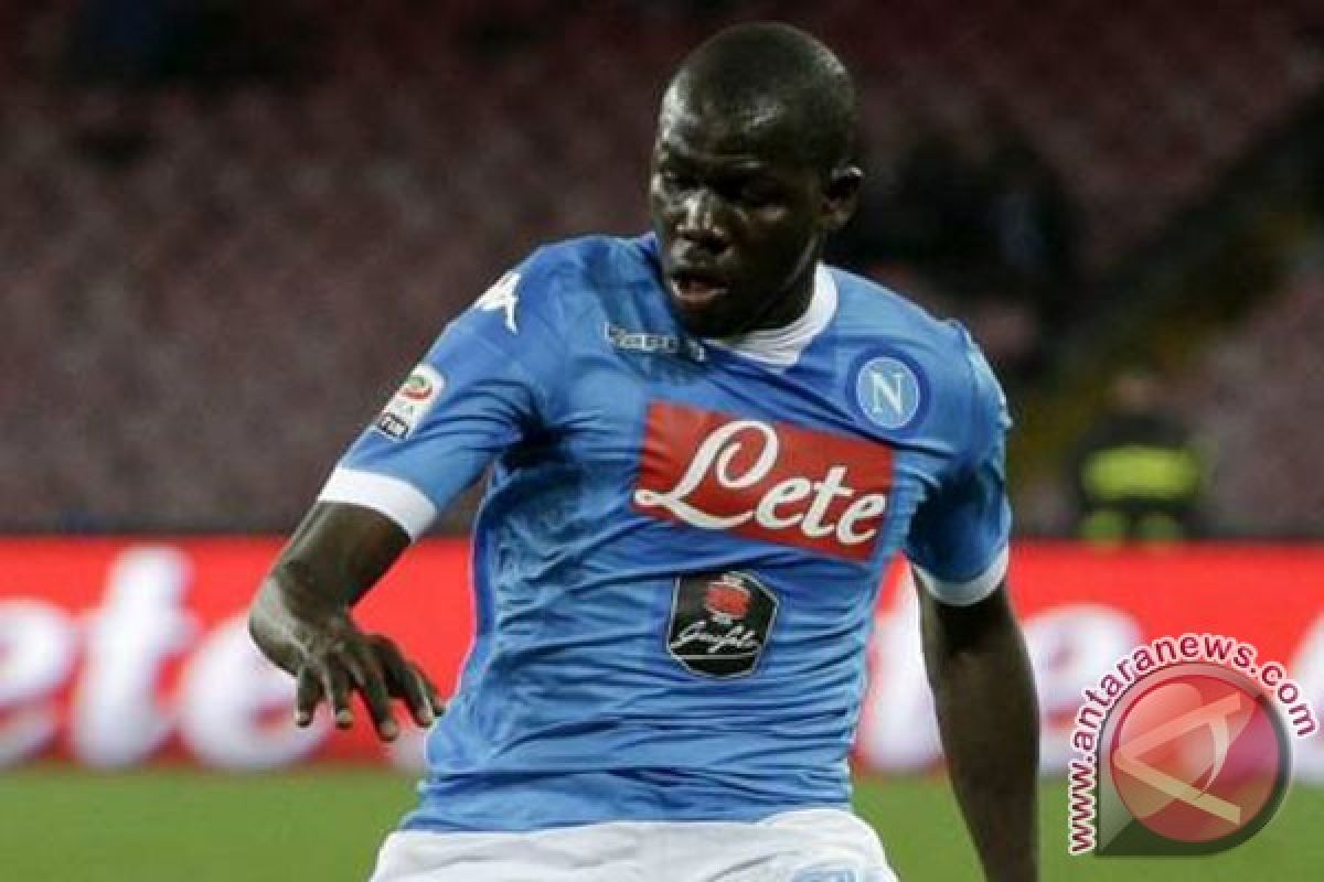 Napoli gagal ke puncak klasemen usai ditahan Fiorentina