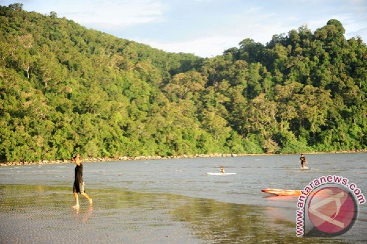 Kayong Utara Tampilkan Potensi Wisata ke Yachter Asing