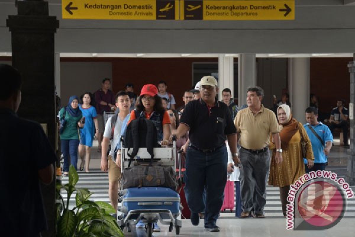 Penumpang pesawat Lebaran diperkirakan sampai 5,5 juta