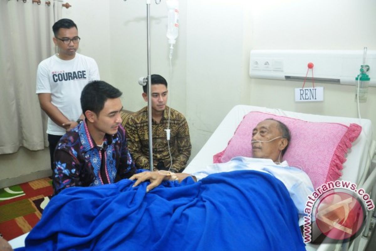 Zola minta masyarakat doakan kesembuhan budayawan Jambi 