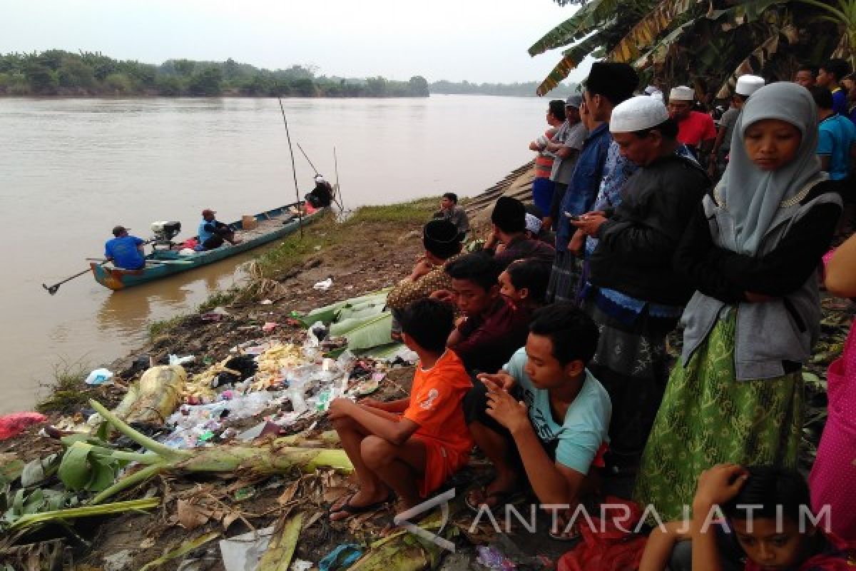 Kapolres Tuban Pimpin Pencarian Korban Santri Tenggelam