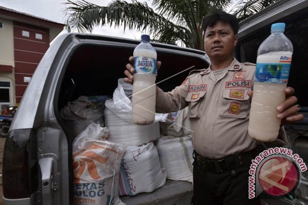 PENYITAAN MIRAS TRADISIONAL