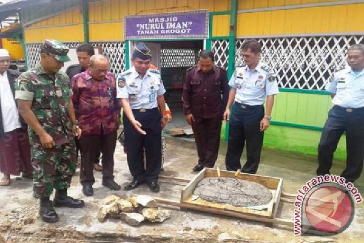 Rutan Grogot Bangun Masjid Secara Swadaya