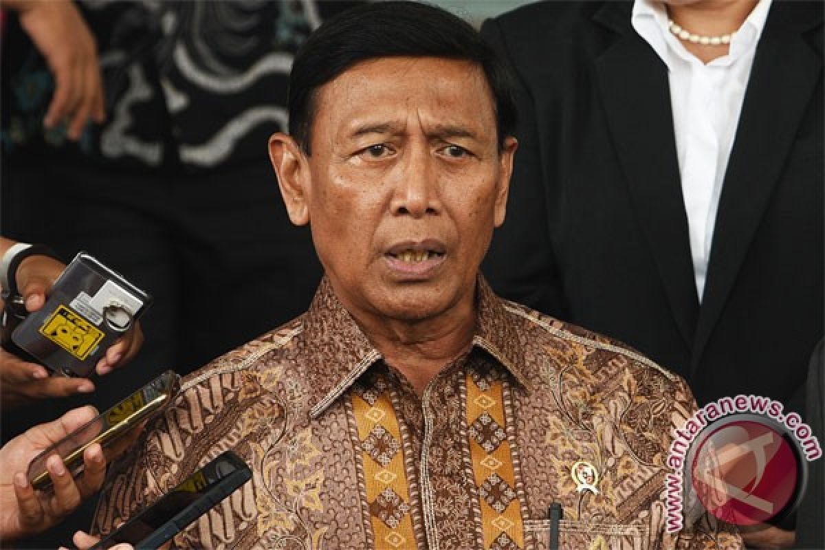 Wiranto perintahkan usut tuntas kerusuhan Manokwari