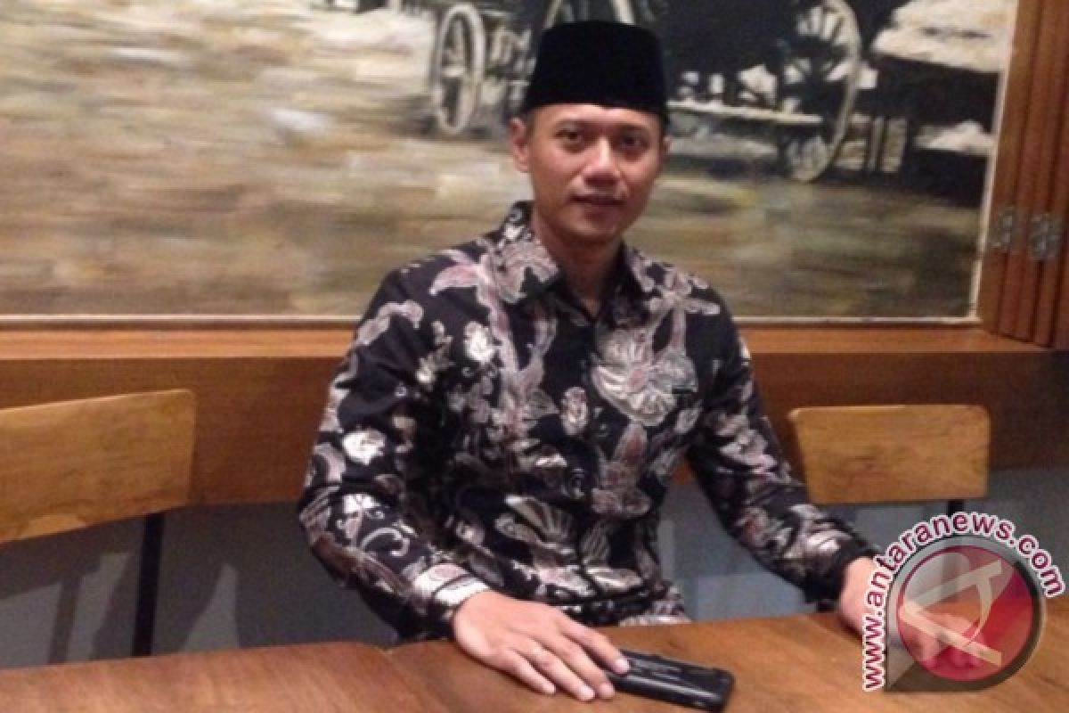 AHY Antar Undangan ke Presiden Jokowi, Apa Itu?
