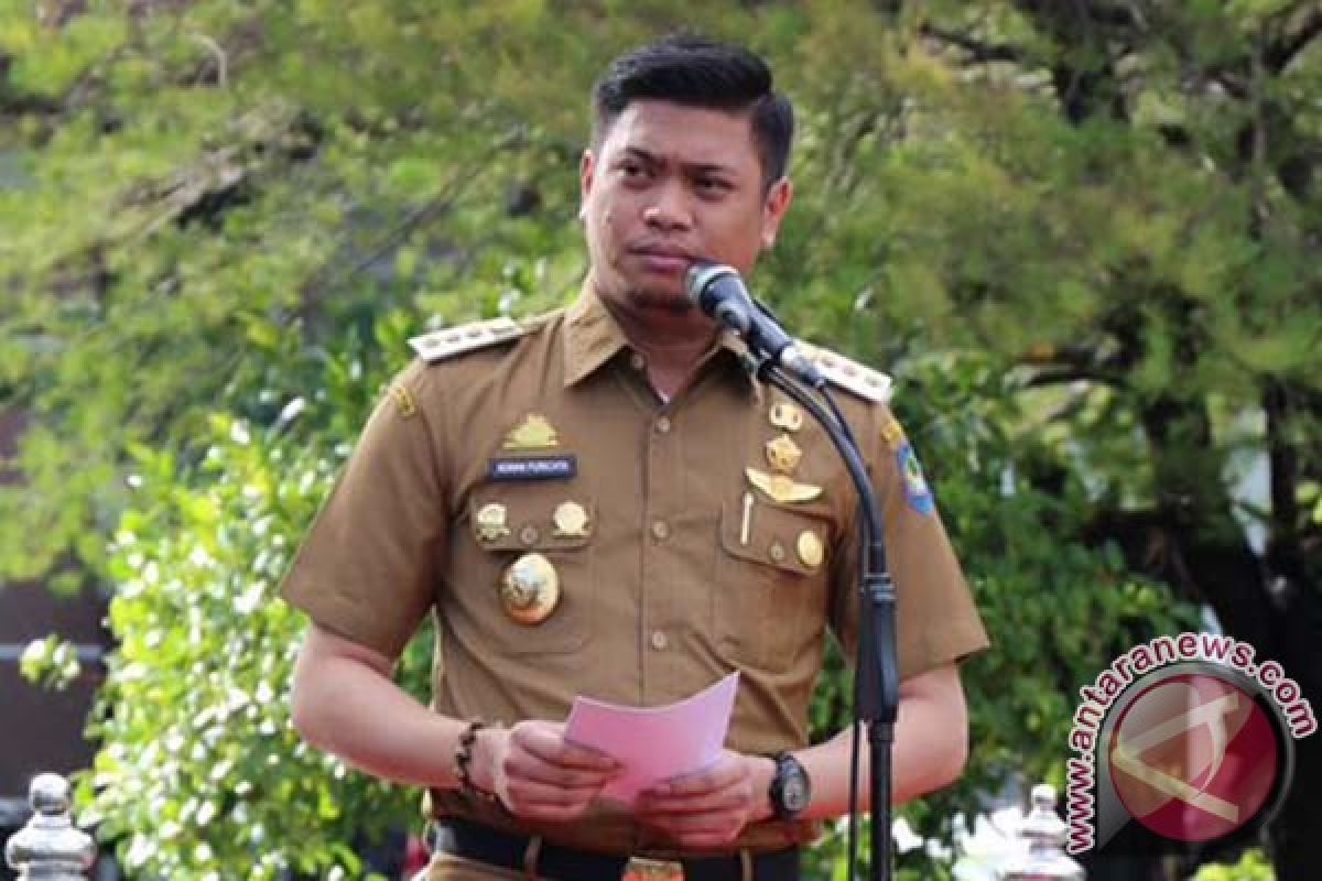 Bupati Gowa Raih Penghargaan Atas Program Pendidikanya