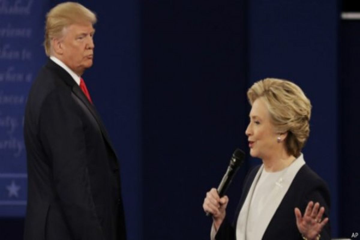 Donald Trump Dan Hillary Clinton Saling Serang Di Debat Kedua