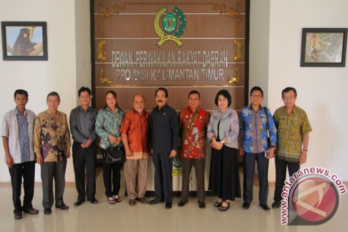  Kabupaten Mahulu Hadapi Persoalan Kompleks