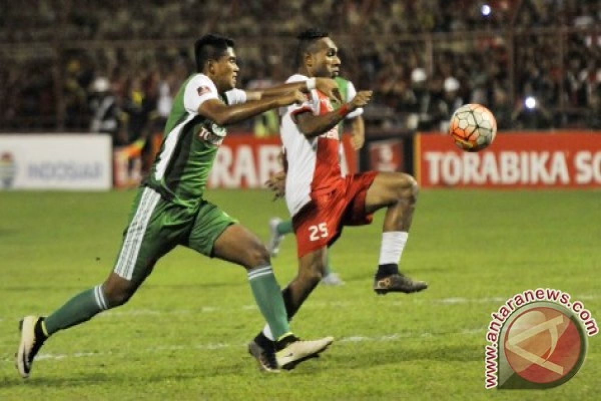 PSM Makassar kalahkan PS TNI 4-0 