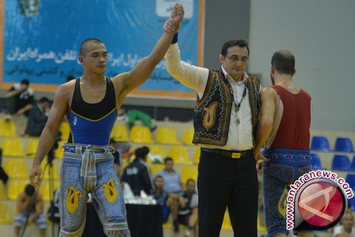 Wow! Pegulat Indonesia Juarai Kejuaraan Gulat Tradisional Iran di TAFISA