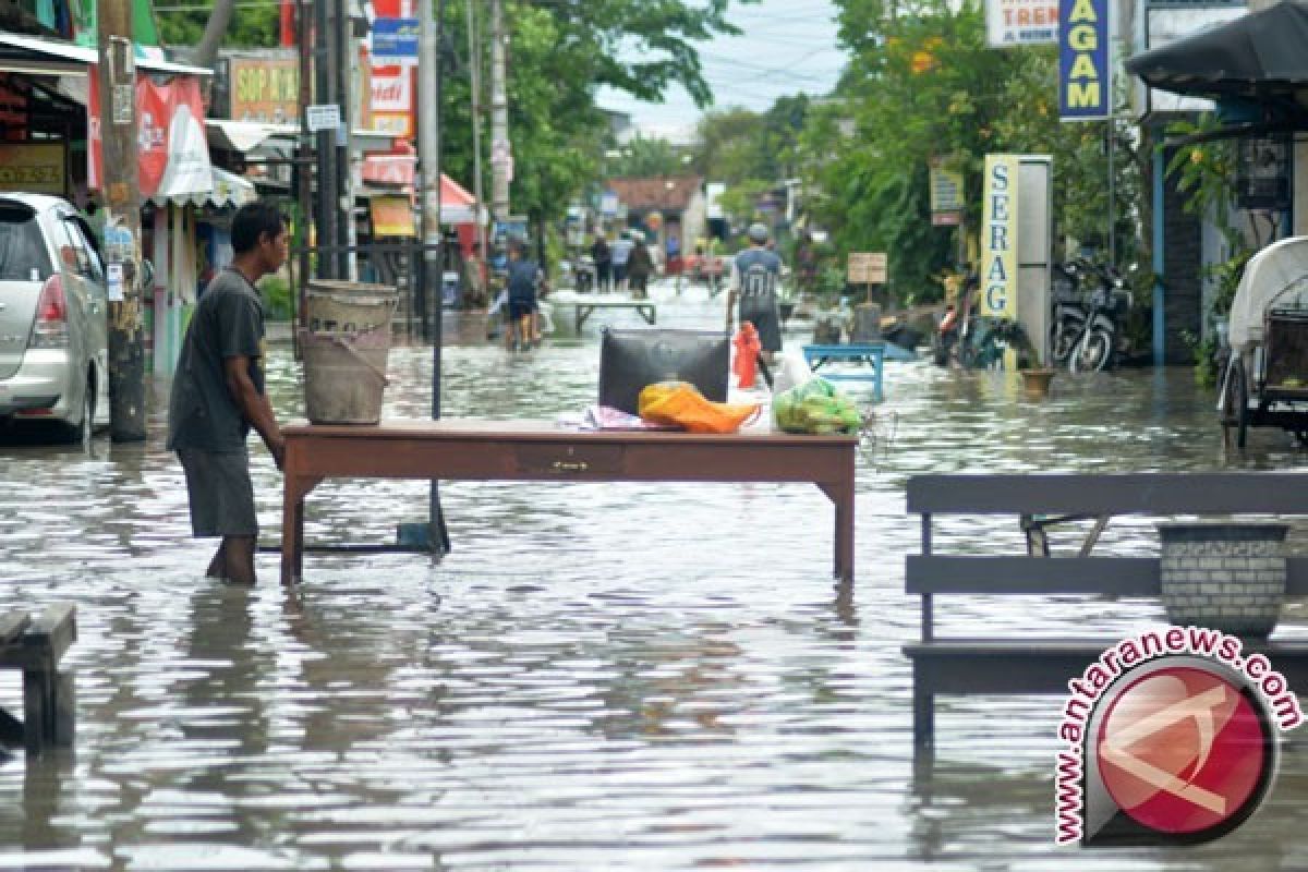 Ka BPBD Pangandaran sebutkan dua ribuan rumah terendam banjir