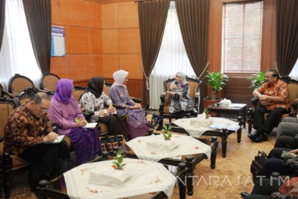 Gubernur Jatim Sarankan Pembentukan LKM Khusus Perempuan