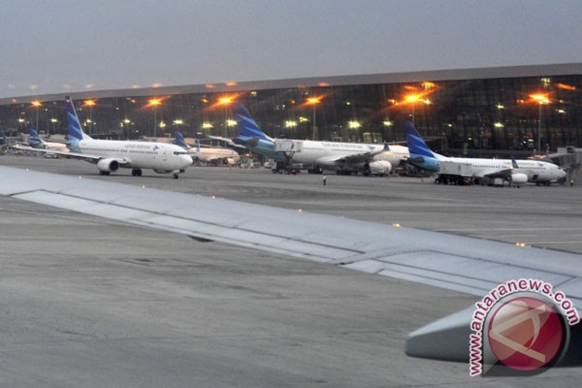 Garuda andalkan penerbangan umrah dongkrak pendapatan