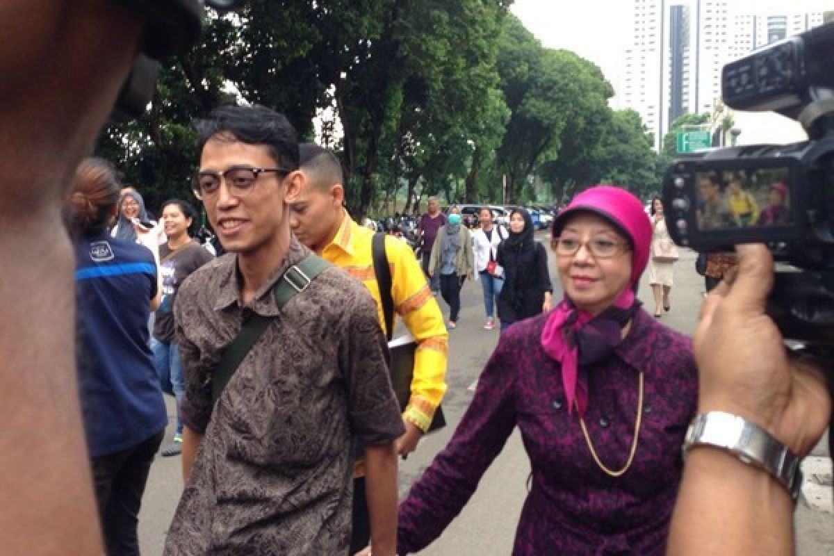 Mantan Istri Mario Teguh jalani Pemeriksaan