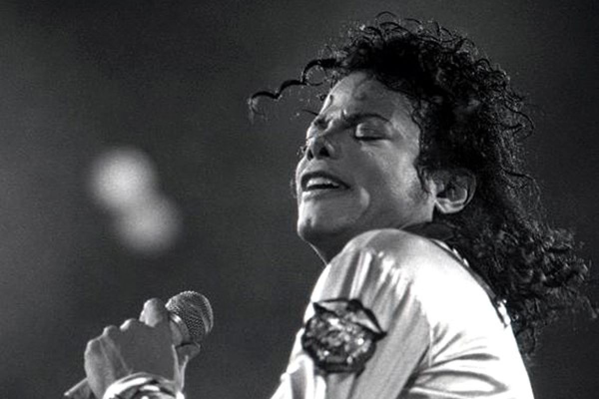 Album "Thriller" Michael Jackson terjual 33 juta kopi