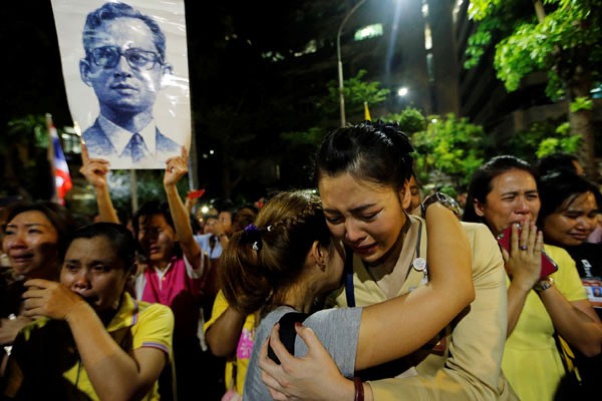 Jenazah Raja Bhumibol diperabukan pada 26 oktober mendatang