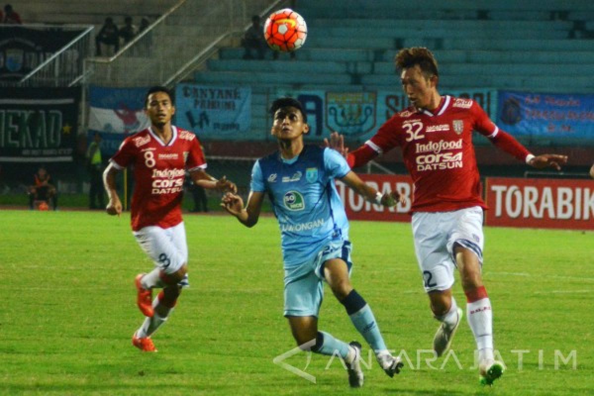 Persela Kalahkan Bali United 3-0