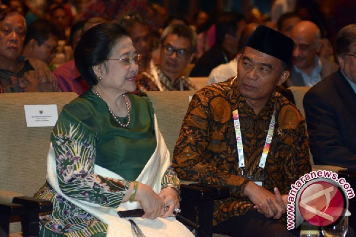Megawati usulkan satu menit hening hari Bumi