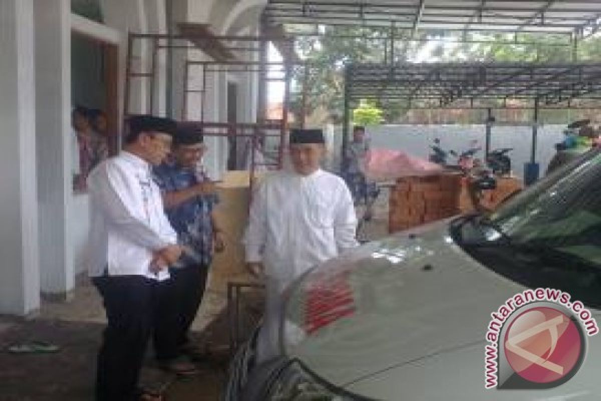  Pemprov Bantu Ambulan ke Masjid Istiqlal