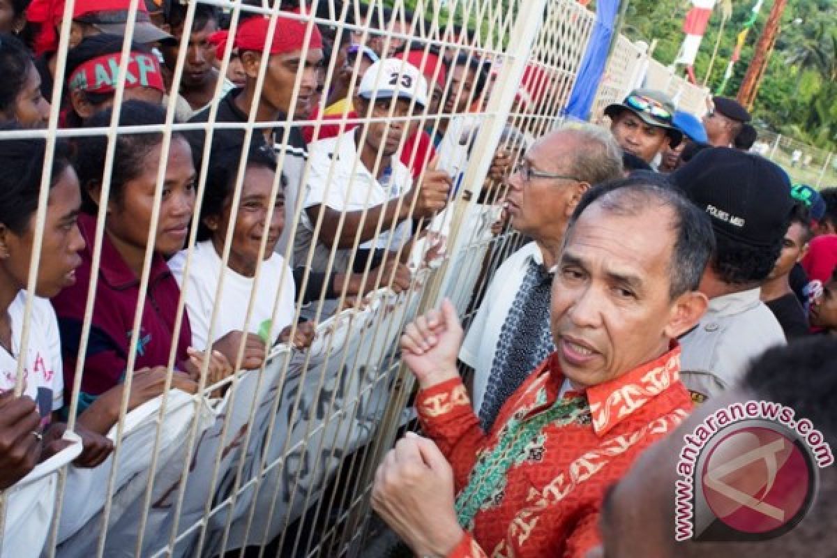 Gubernur: Tidak Ada Perintah Ungsikan Warga Romang