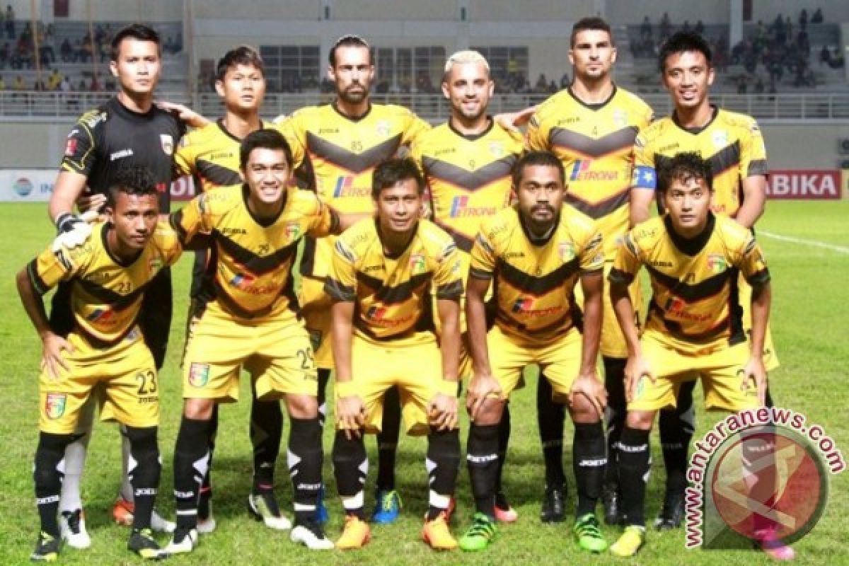 Pelatih Mitra Kukar Bersyukur Timnya Raih Kemenangan 