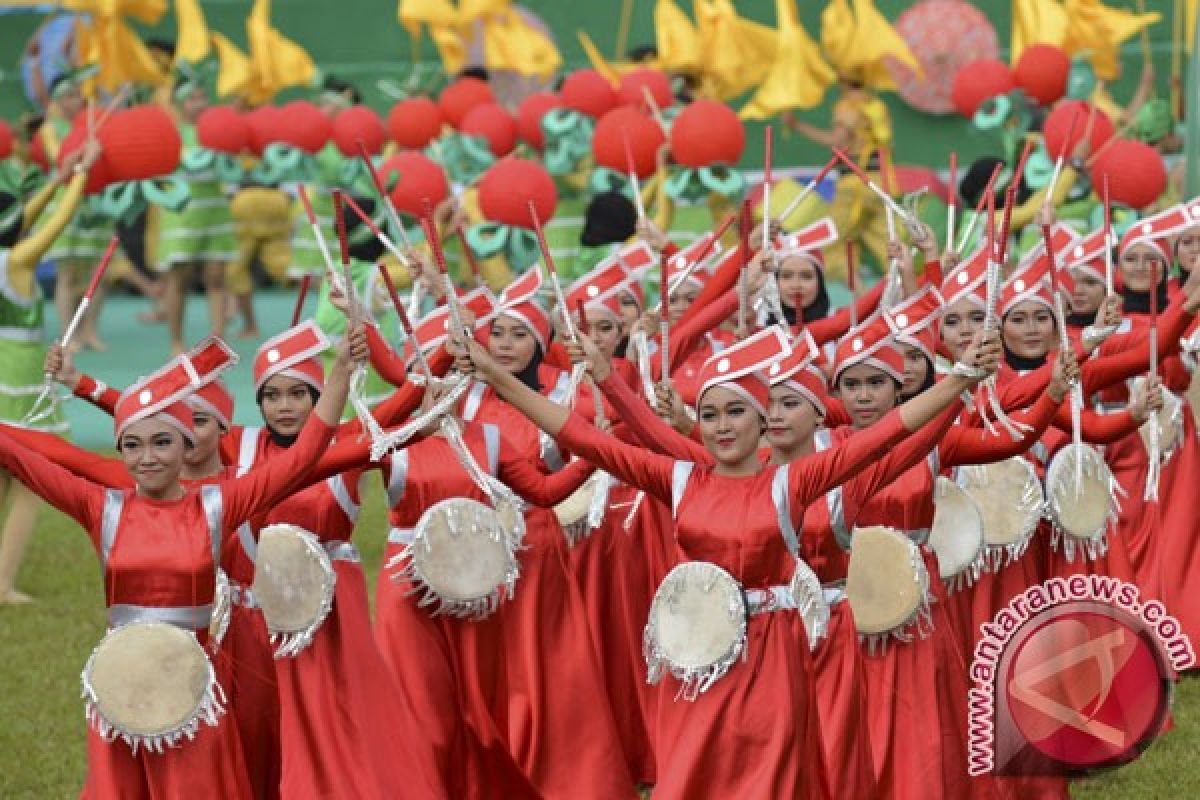 PEPARNAS - Aksi penari difabel semarakkan pembukaan 