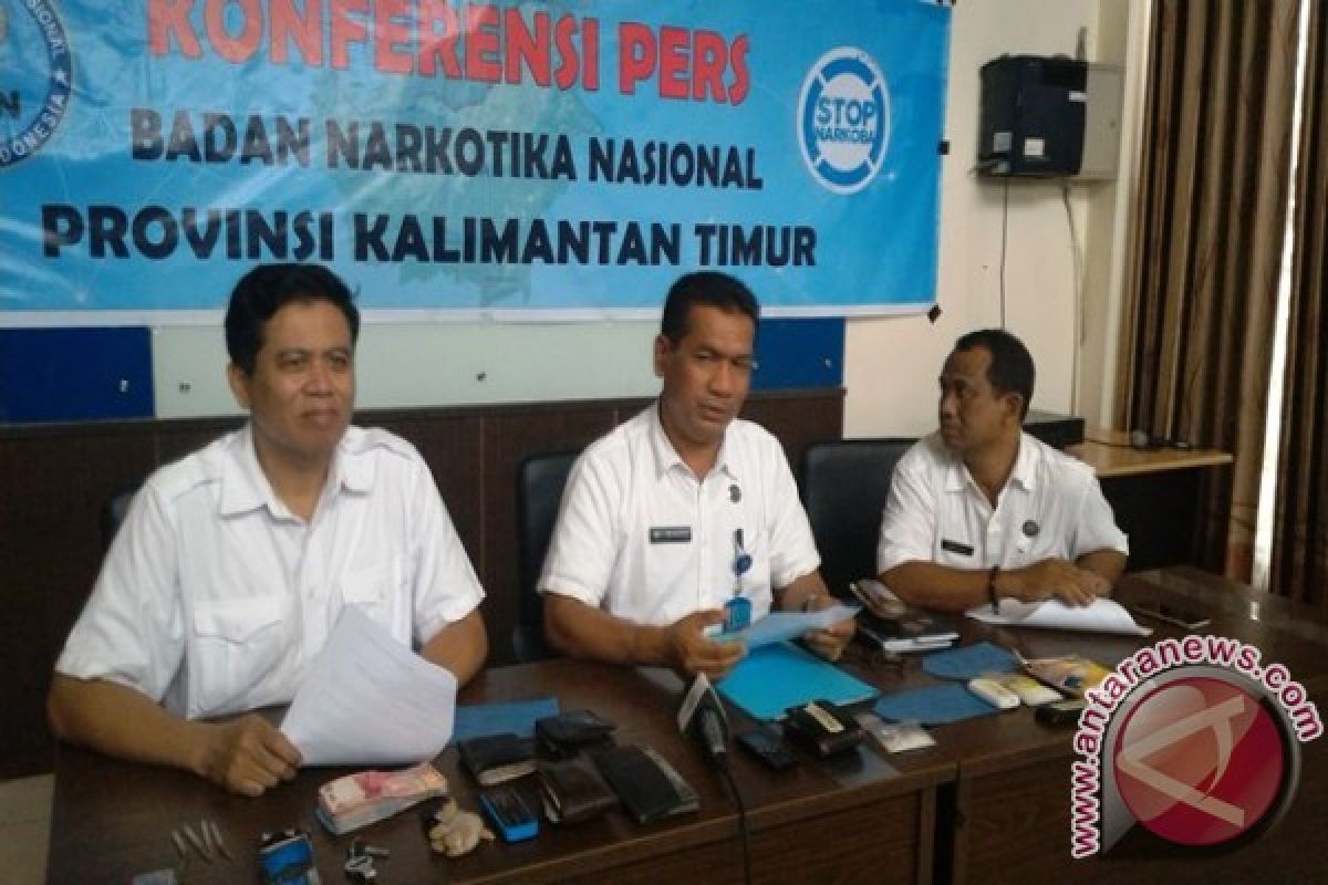 BNN Kaltim Ringkus Perempuan Kurir Narkoba