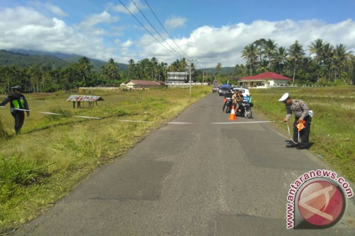 Hilang Kendali, Dedet Tabrak Carry dan Tewas