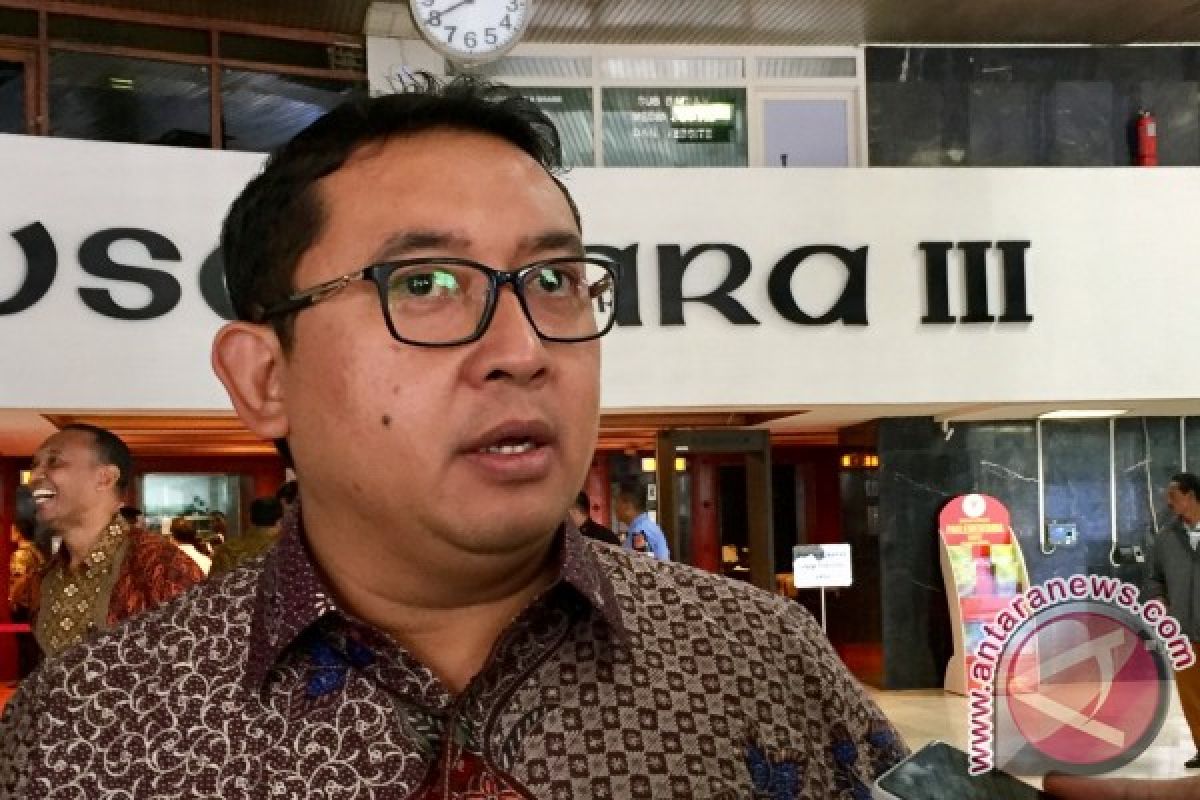 Fadli Zon: idealnya "parlementary treshold" ditingkatkan