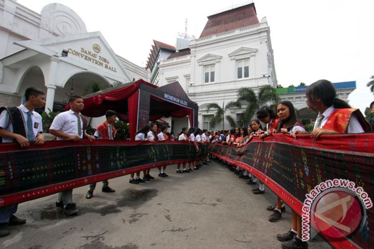 Tingkatkan kapasitas, Kemenperin latih IKM ulos di Simalungun