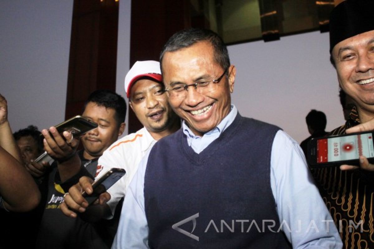 Dahlan Iskan Akhirnya Ditahan