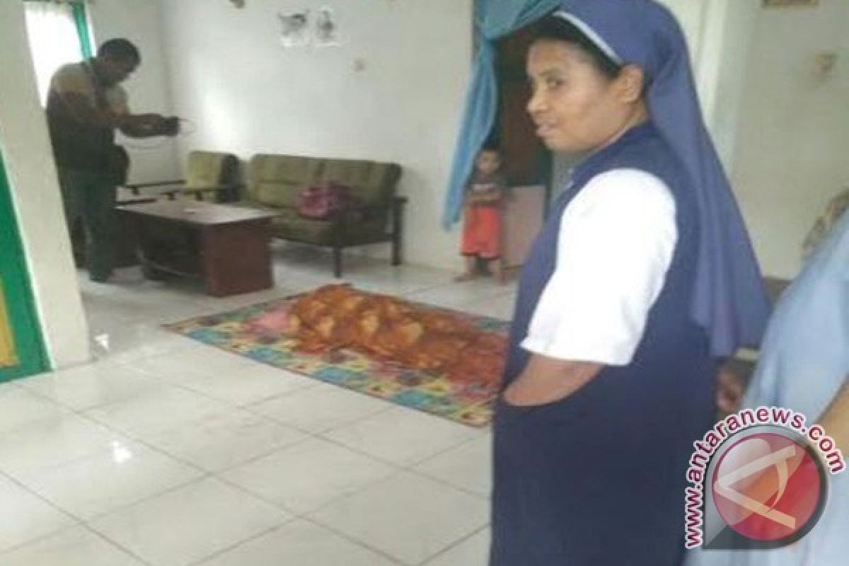 Warga Geger Temukan Mayat Perempuan Tua Tertelungkup