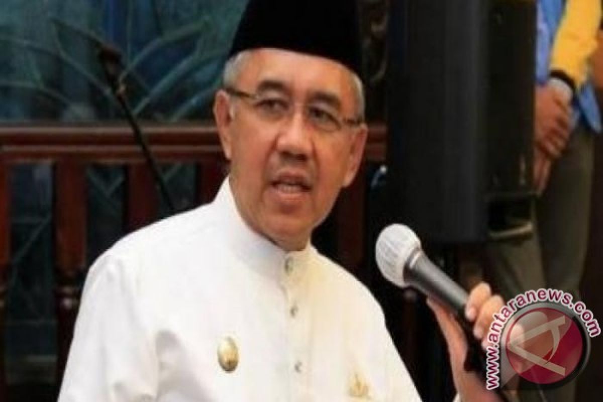 Gubernur Riau suguhkan sagu untuk mantan Presiden Republik Indonesia BJ Habibie