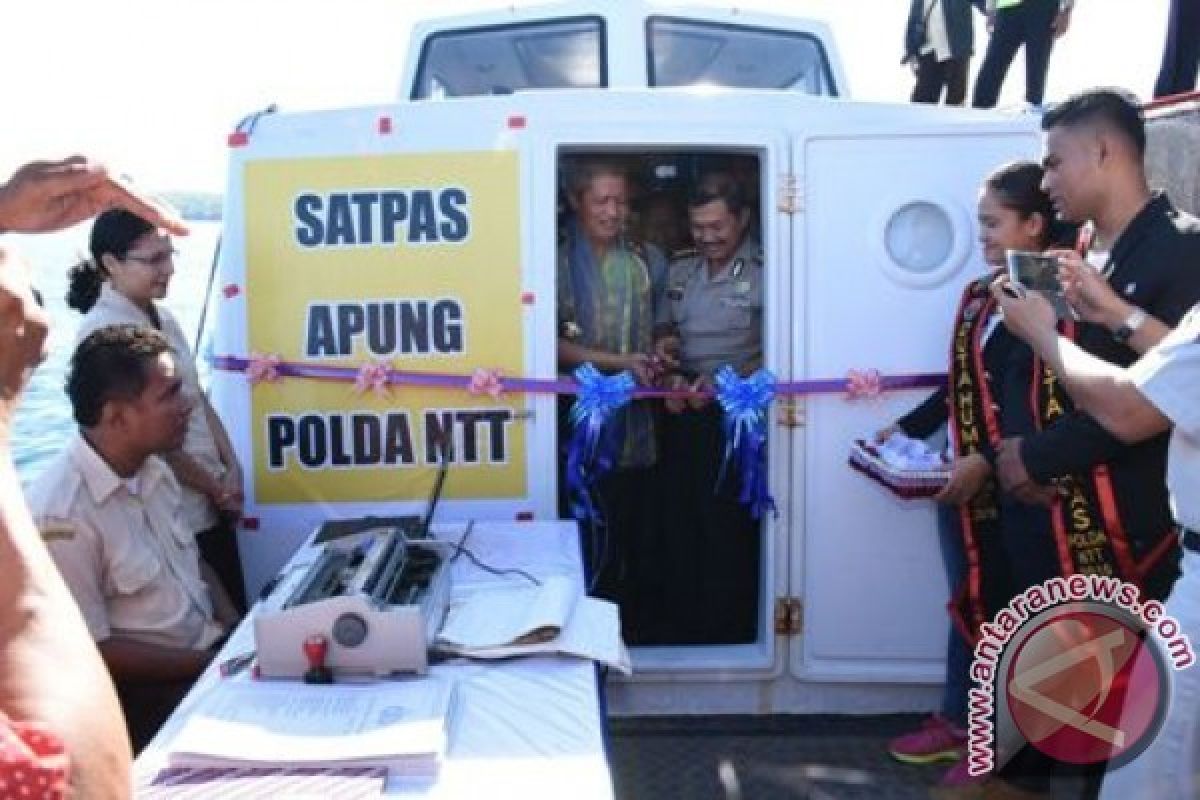 Urus SIM terapung, Polda NTT raih rekor MURI