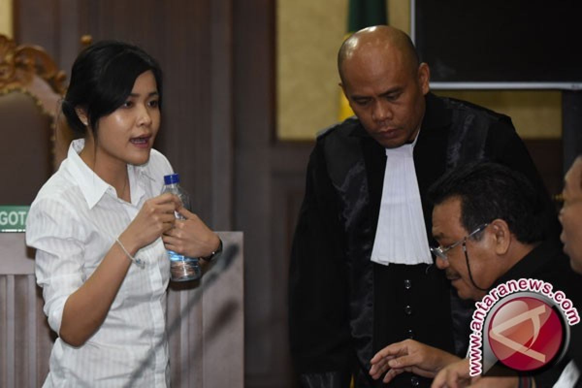 Jessica tak setuju tindakan Hani dan Arief saat tolong Mirna