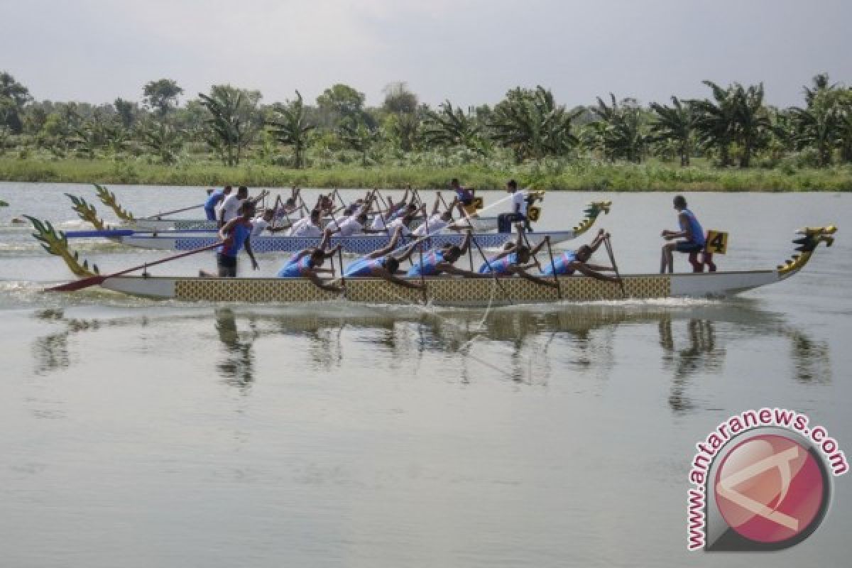 Lomba Perahu Naga Jadi Ikon Pariwisata Tanjungpinang