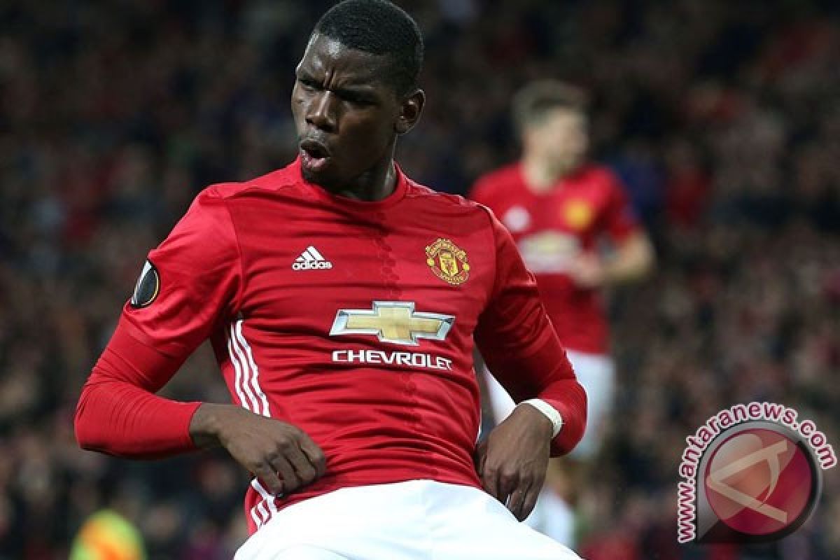 Dua gol Pogba bawa United raih kemenangan