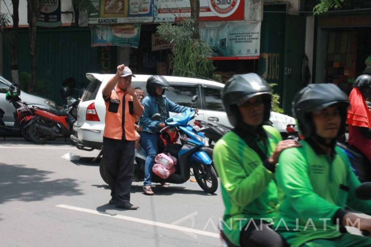 Tulungagung Lanjutkan Pemberlakuan Kebijakan Parkir Berlangganan